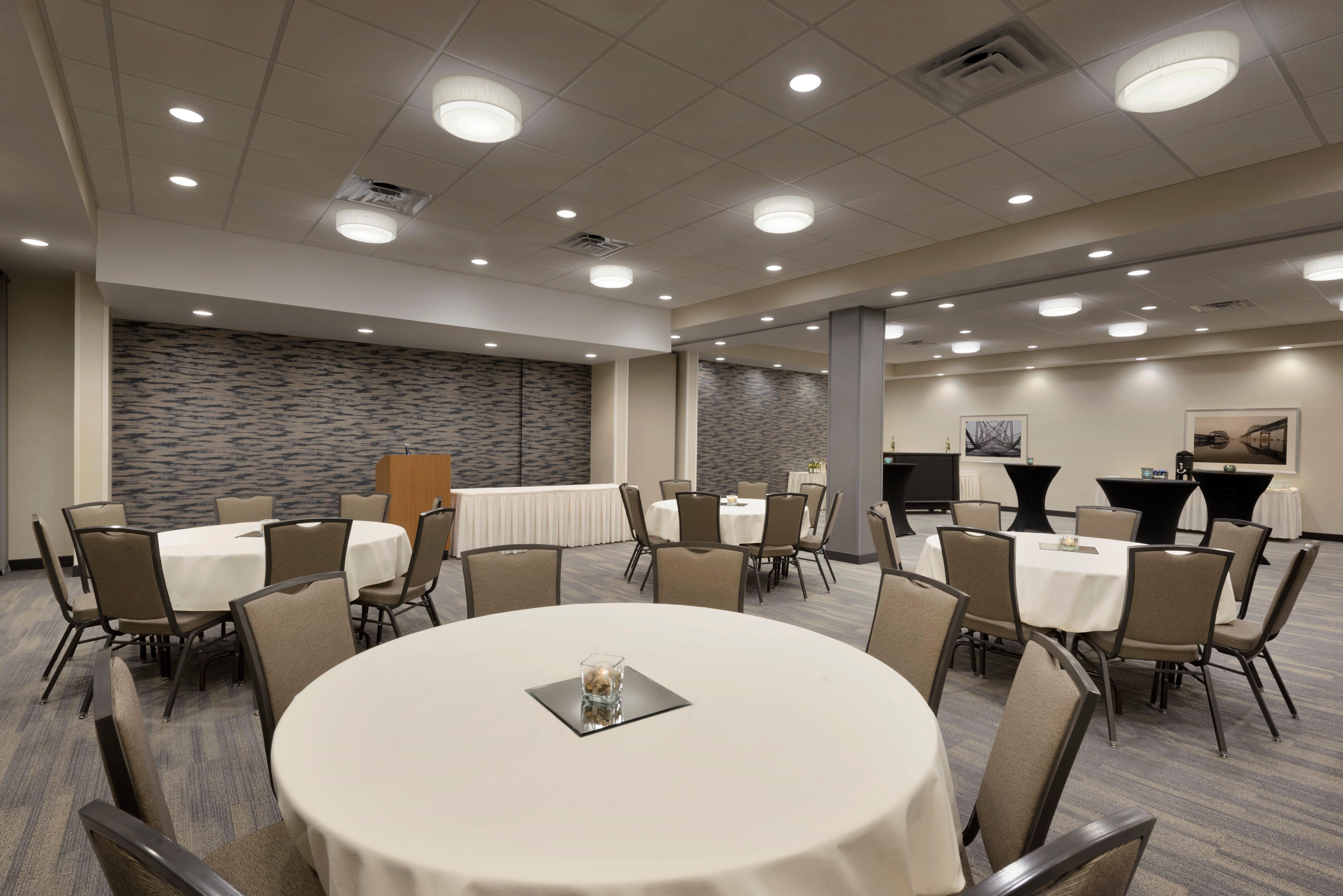 Hotel & Duluth-downtown By Ihg Duluth